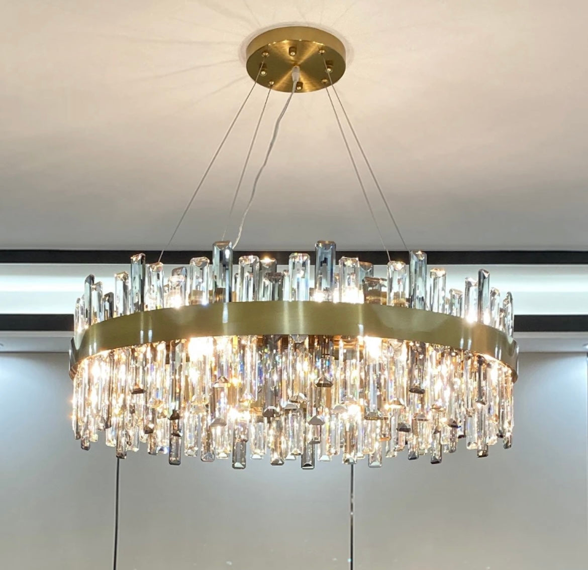 Atmospheric Simple Pendant Crystal Chandelier