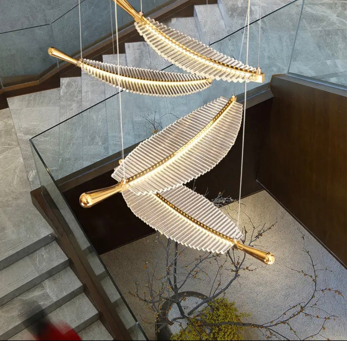 Luxury chandelier with cascading crystal leaf design