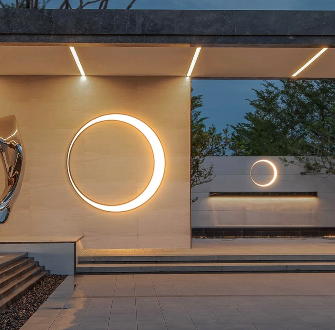 Round Moon Outdoor LED Wall Light